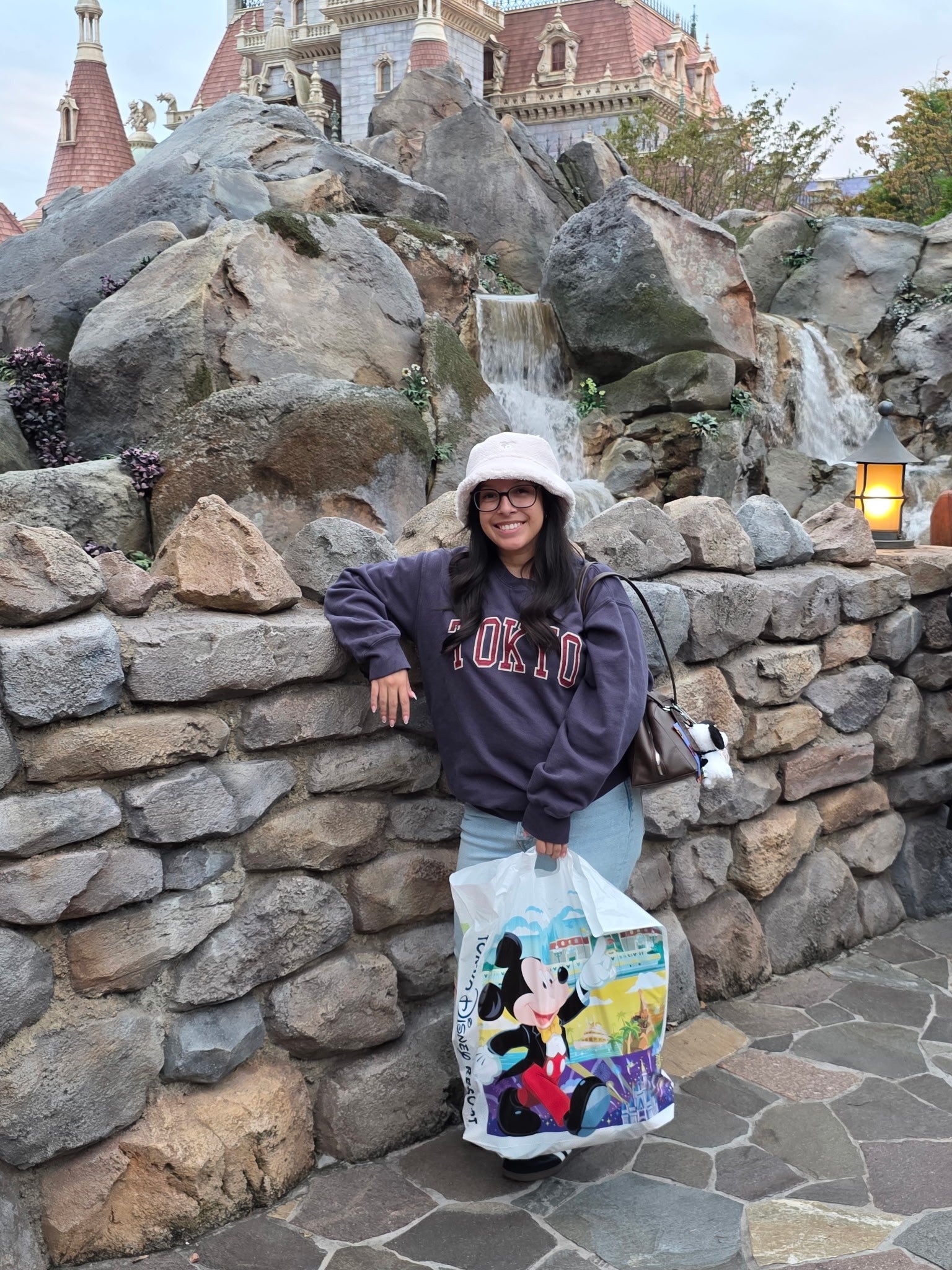 TDR Winter Exclusive Mickey Mouse Sherpa Bucket Hat